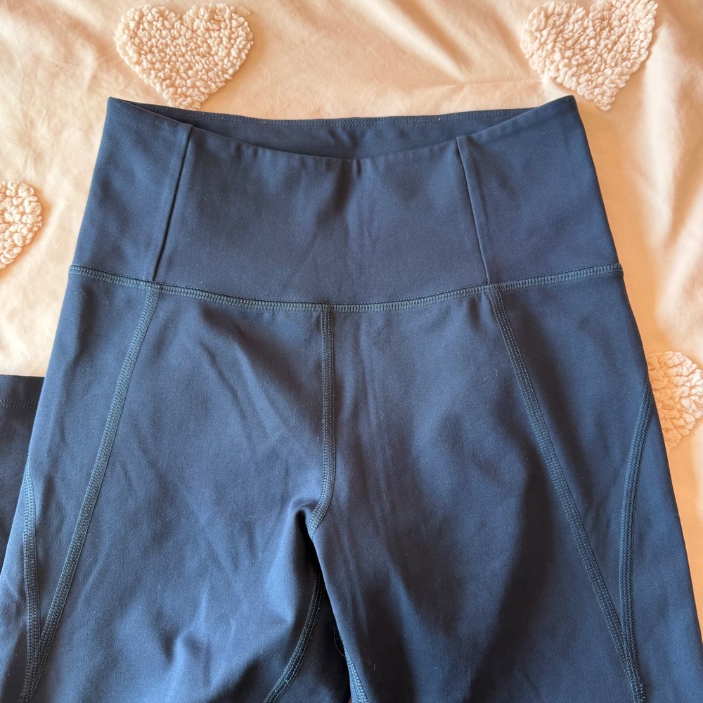 Girlfriend Collective Navy Leggings - Picture 2 of 3